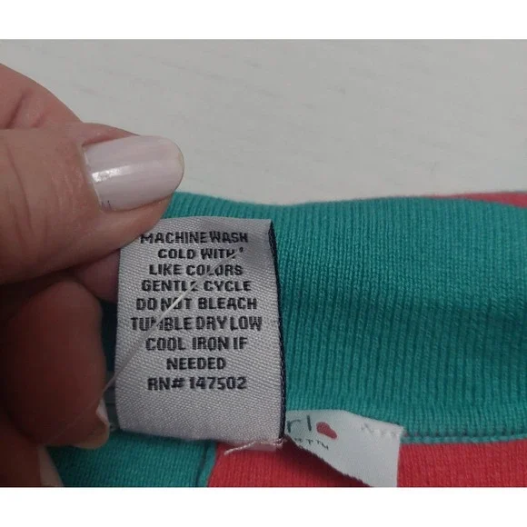 Curvy Girl by Ashley Stewart 1X Cropped Sweater V Neck Sleeveless Tight Knit NEW - Picture 6 of 9